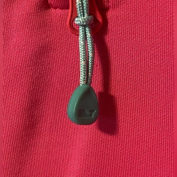 Vineyard Vines Performance womens size medium - Picture 4 of 4